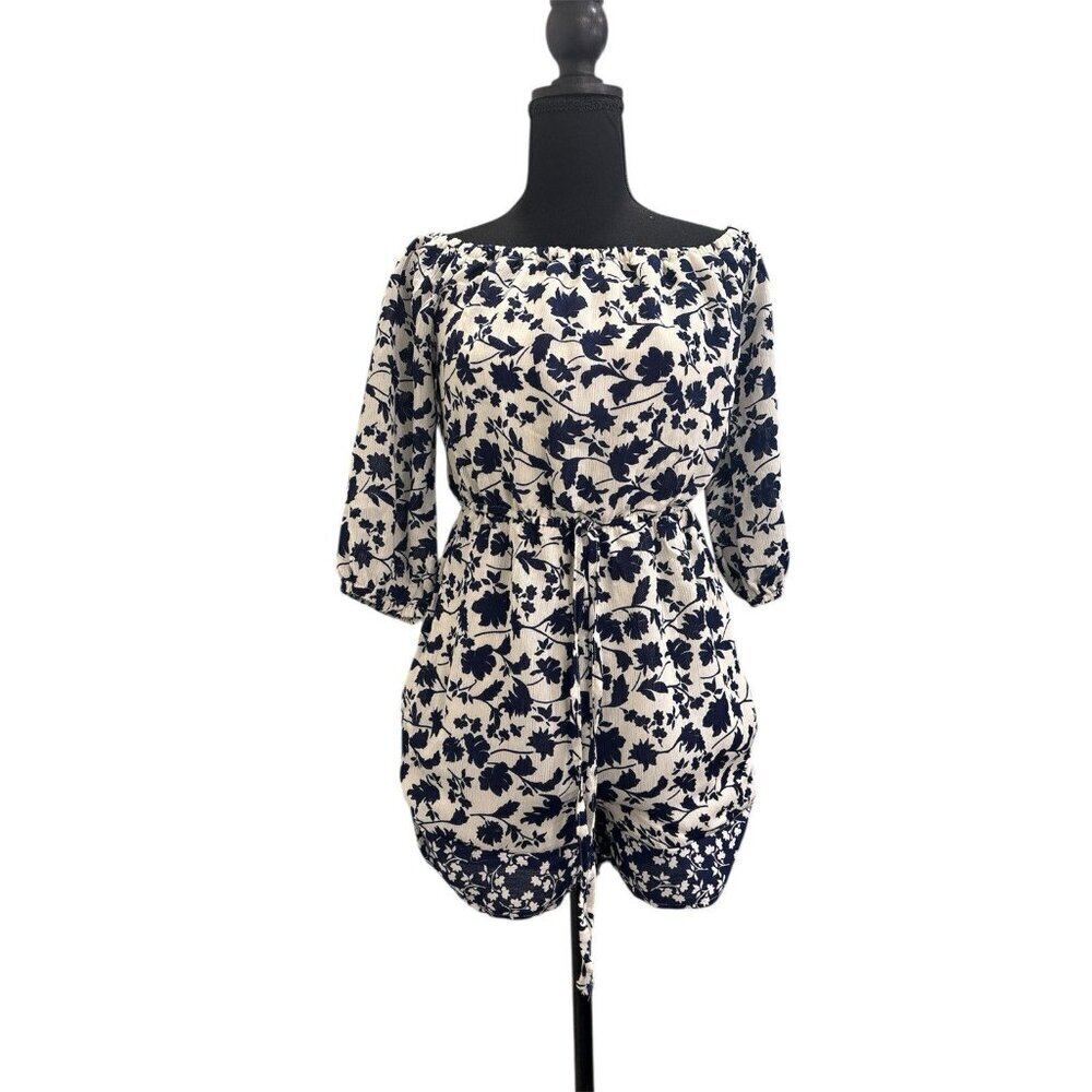 Blue Rain Women’s Blue And White Floral Romper Size Small